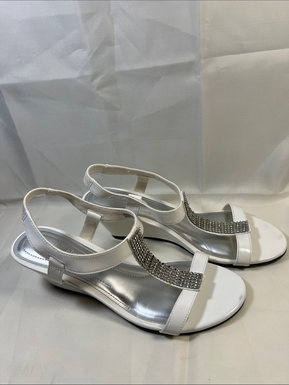 comfort plus by Predictions White Dress Sandals with Crystal T-Strap Accent